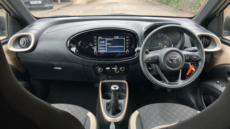 Toyota Aygo X 1.0 VVT-i Edge 5dr Petrol Hatchback